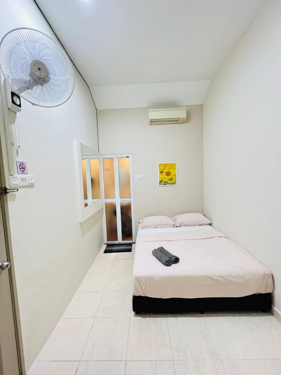 Room 4U Near Gurney Georgetown ภายนอก รูปภาพ
